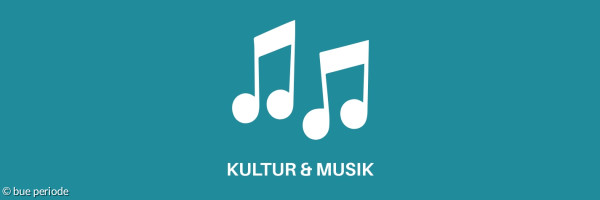 Icon in weiß zwei Noten. Darunter steht in weißen Großbuchstaben: Musik & Kultur