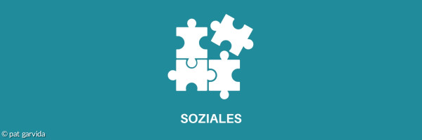 Icon in Weiß: Puzzleteile, die ineinandergreifen. Darunter steht in weißen Großbuchstaben: Soziales.