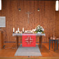 Altar der Martin-Luther-Kirche in Tegernheim