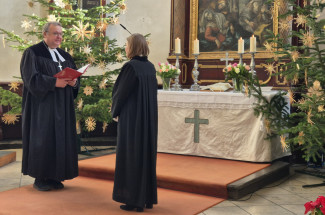 v.l. Dekan Jörg Breu und Cordula Unsicker